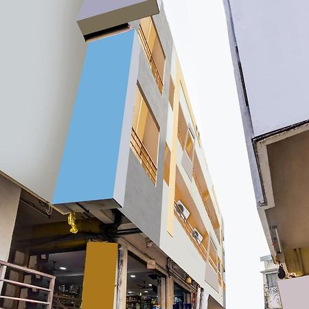 Oyo 84039 Tirumala Grand Rājahmundry エクステリア 写真